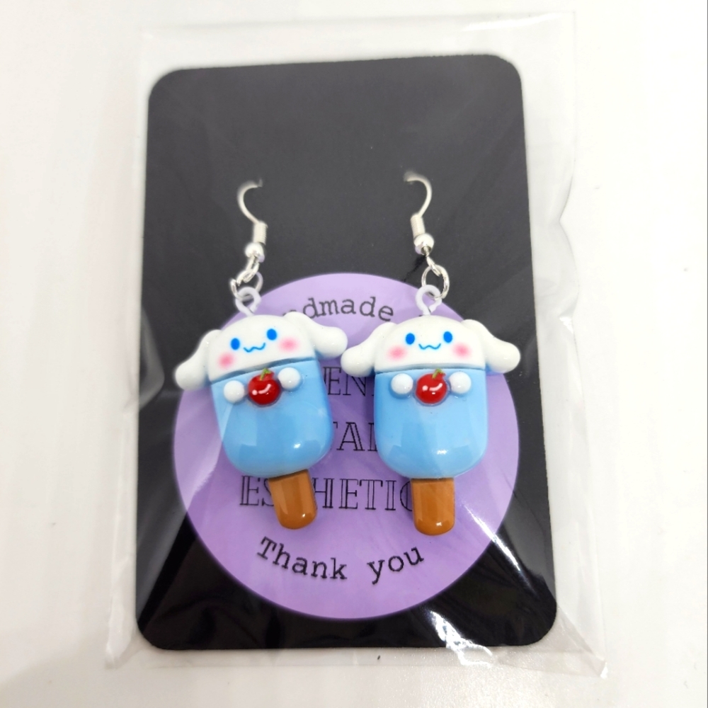 SANRIO Cinnamonroll Dangle Earings